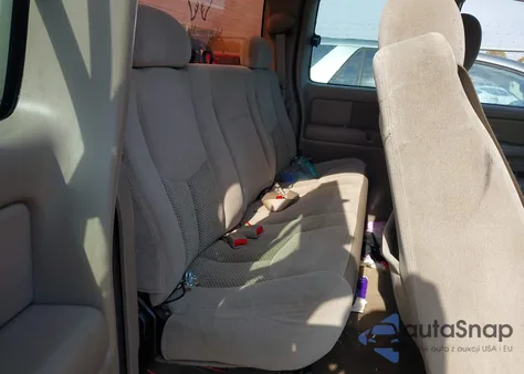 2003 Chevrolet Silverado 1500 Ls из США, поврежденный, VIN 1GCEK19T73E368735